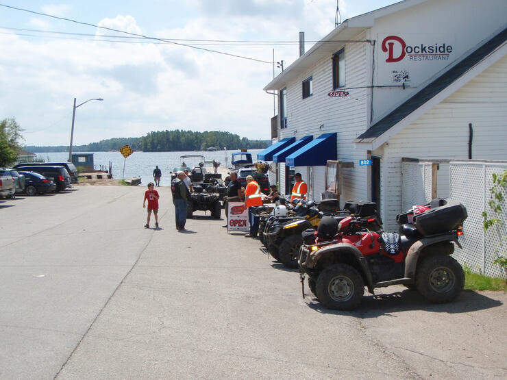 dockside lunch01 smaller