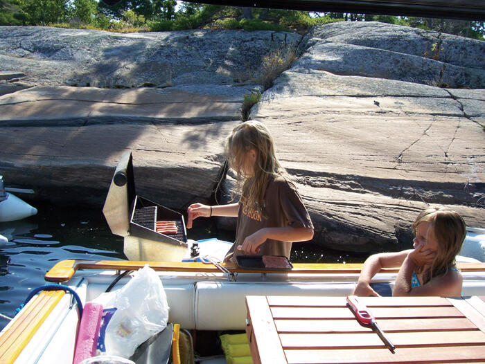 Cookingbreakfastaboardboat