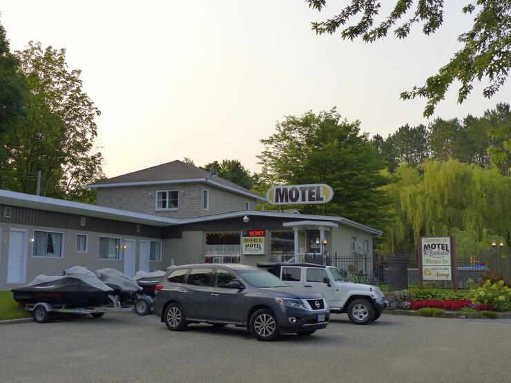 Motel Rouleau