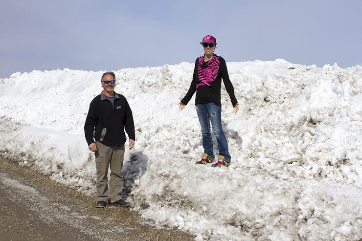 Look we found snow