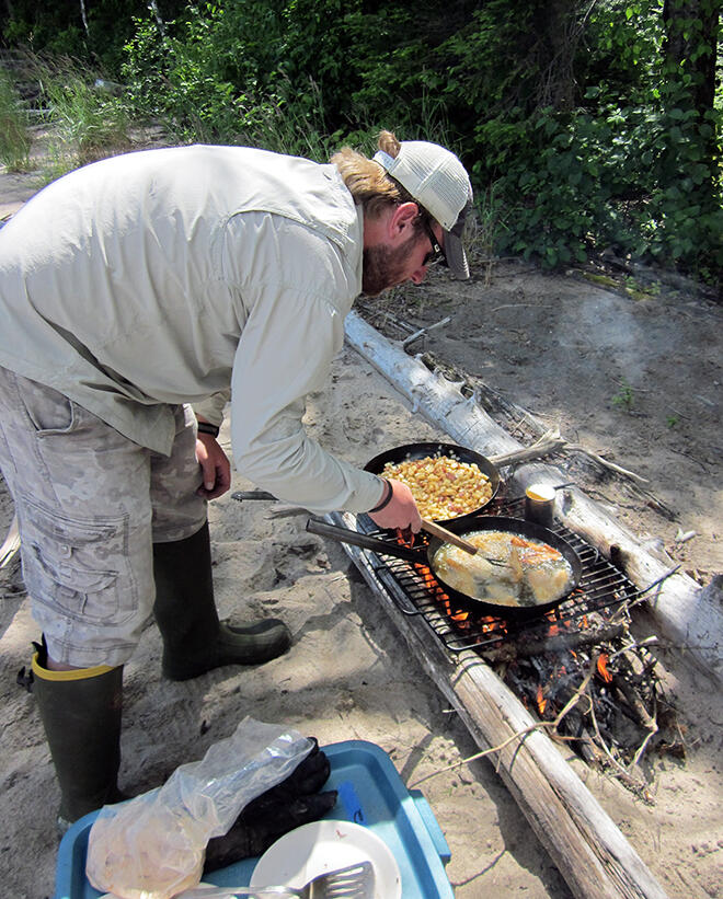 A Canadian shore lunch with freshly caught fish has got to be one of the bets meals there is! 
