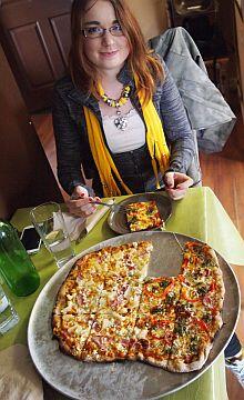 both hands pizza served 220