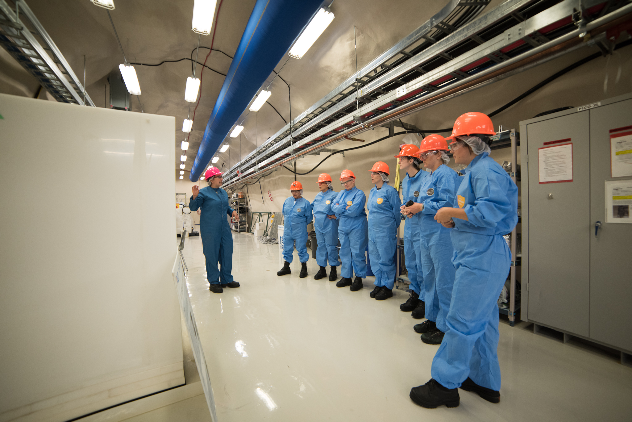 Personnel at SNOLAB-Photo by Gerry Kingsley.jpg Personnel at SNOLAB-Photo by Gerry Kingsley.jpg