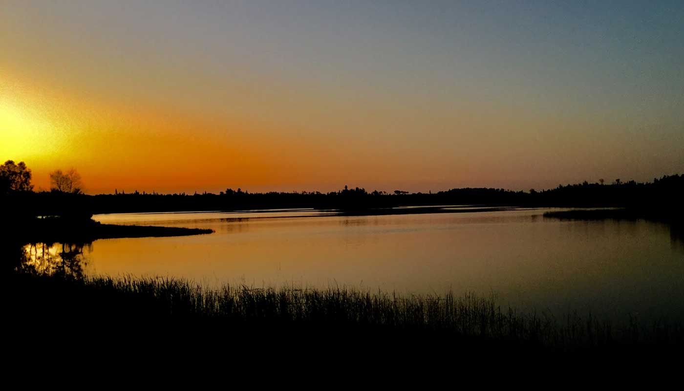 kk_kanipahow_cabins_sunrise.jpg kk_kanipahow_cabins_sunrise.jpg