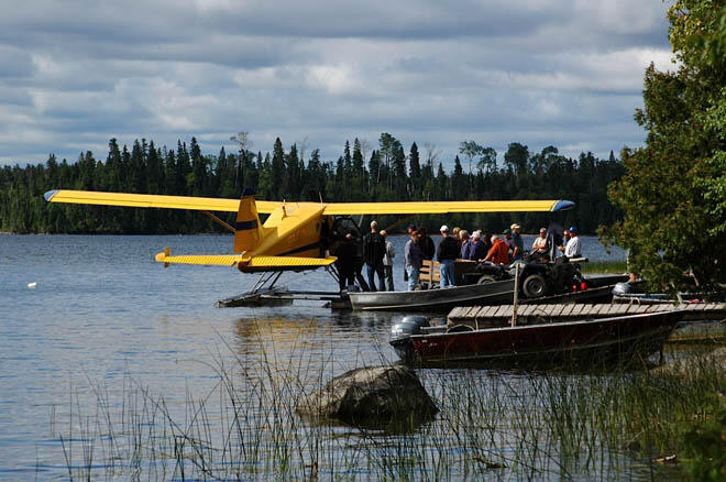 411-fishing-plane