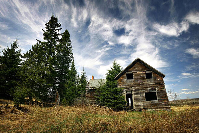 abandon-farm-houses-rydal-bank-12