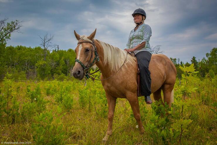 rez-horseback-riding