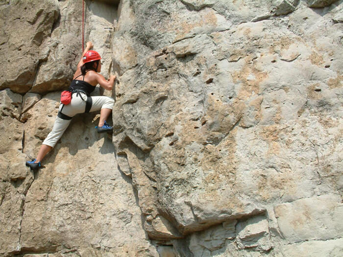 Rock-Climbing-One-AXE-Pursuits