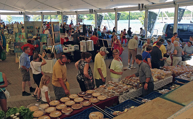 Enjoy the Matiowski Farmers' Market in Kenora under the tent