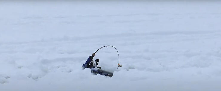 ice fishing tip up