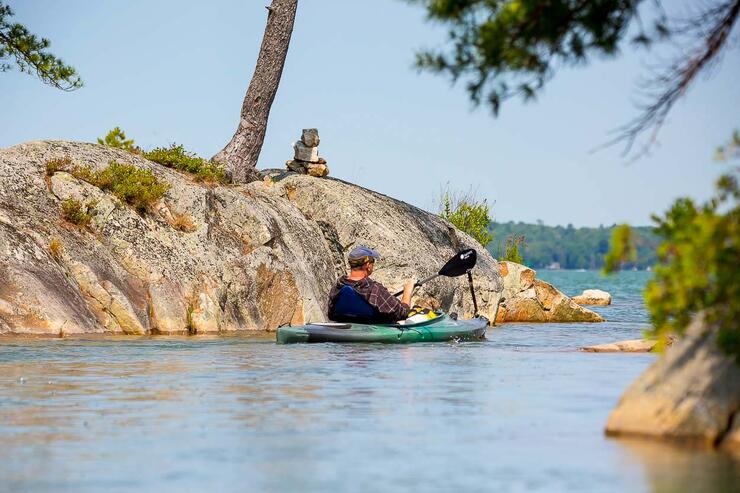 kayaking-lake-huron