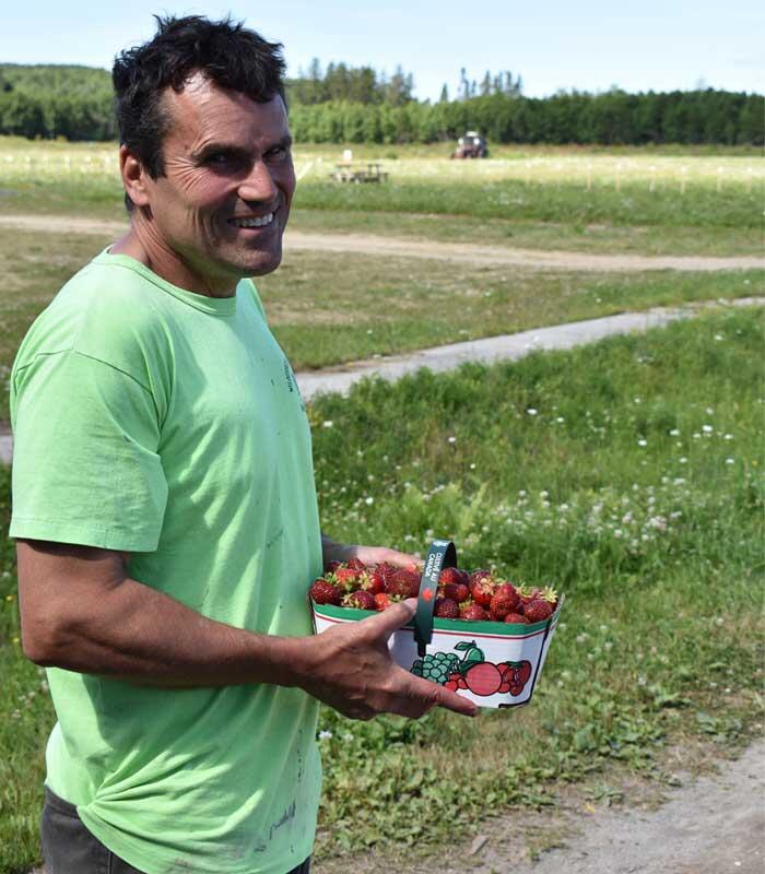 algoma highlands blueberry farm trevor laing