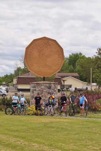 loon dollar monument