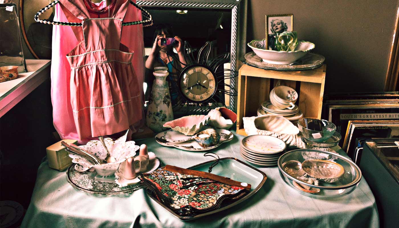 vintageshop_display.jpg vintageshop_display.jpg